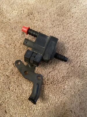 Electroválvula de purga Porsche Macan Audi A3 15 16 17 18 - usado Foto 1 de 2