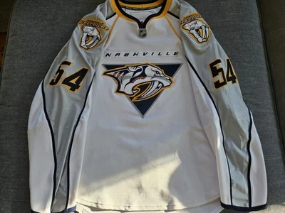 Nashville Predators Charles-Olivier Roussel 2010-11 Blanco Set 1 • Campo de entrenamiento Foto 1 de 4