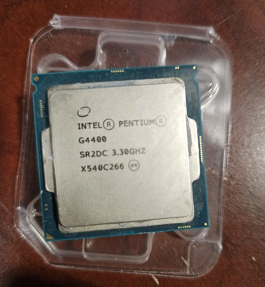 Intel Pentium G4400 3.30 GHz LGA1151 Dual Core Processor - Image 1 of 1