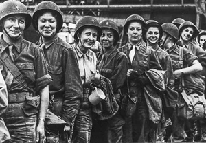 WW2 - Les Rochambelles embarquent pour Utah Beach le 30.06.1944 - Picture 1 of 1