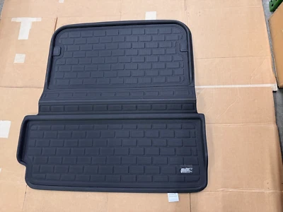 *LIKE NEW* 3D Maxpider (M1TL0011309)  for 16-17 Tesla Model X Cargo Liner - Blk - Imagem 1 de 3