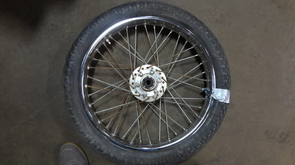 Llanta delantera Honda CB750 CB 750 H646-1' 1974 19 pulgadas Foto 1 de 1