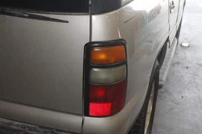 Luz trasera para pasajero derecho TAHOE RH 04 05 06 OEM WTY 90 días de garantía OE Foto 1 de 4