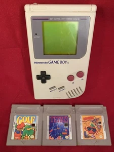 De colección Nintendo Game Boy DMG-01 Portátil Gris Con Juegos Tetris Golf y Kwirk - Imagen 1 de 9