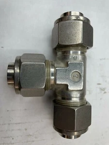 TYLOK SS-12-DTTT-12 Union Tee 3/4" Tube Compression Ends 316SS Double Ferrule - Picture 1 of 7