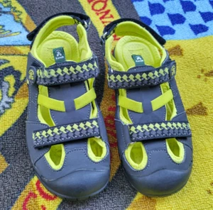 Kamik CORAL REEF Water Sport Closed-Toe Sandals Shoes Big Kids Boys Size 4 Youth - Picture 1 of 8