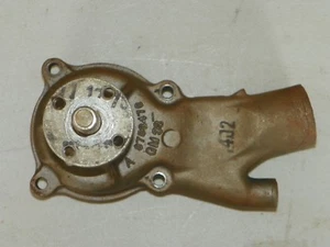 1962-1968  Chevy/Pontiac/GMC 194,215,230  6cyl  Remanufactured Water Pump  - Picture 1 of 2