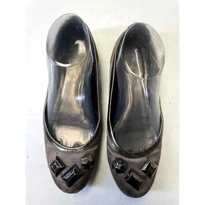 Zapatos planos de ballet satinado con joyas Burberry adornados gris plata para mujer 36,5 EE. UU. 6,5 Foto 1 de 4