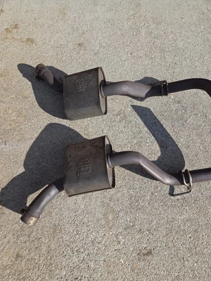 Silenciadores medios Jaguar Xk8 OEM 1997, 98, 99,00, 01, 02 Foto 1 de 4