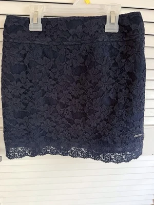 Girls’ Hollister Short Skirt Size Extra Small - Image 1 of 4