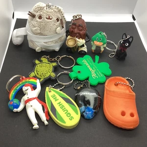 Lote Mixto de Llaveros Pusheen Momia Quebec Carnaval Tortuga California Pasas - Imagen 1 de 7