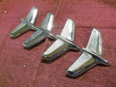 Ford Custom 300 1959 cuarto trasero panel adornos Foto 1 de 4