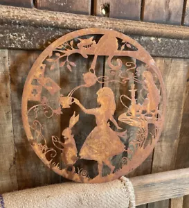 RUSTY METAL ALICE IN WONDERLAND WALL PLAQUE HANGING RUSTIC GARDEN ORNAMENT - Picture 1 of 4