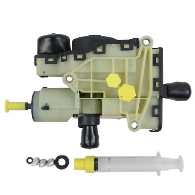 Diesel Emissions Fluid (DEF) Pump for Ford F250 F350 F450 F550 Super Duty 11-16 - Image 1 of 4
