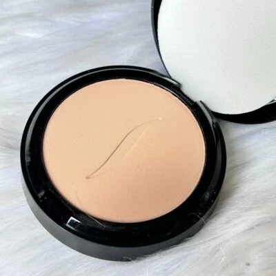New Sealed SEPHORA Matte Perfection Powder Foundation~38 Neutral Tan~Full size - Image 1 of 3