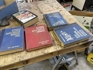 Vintage Car Repair Manuals  - Bild 1 von 4