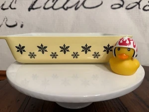 JAJ Pyrex Spring Yellow Gaiety Range Schneeflocke #2162 tiefe längliche Auflaufform - Bild 1 von 9