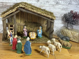Estatuillas de Belén Vintage Hechas en Italia (12) con Establo - Imagen 1 de 10