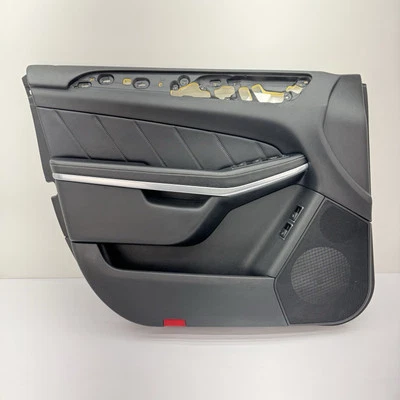 Panel de puerta delantera izquierda OEM Mercedes-Benz GL450 X166 2013-2016 Foto 1 de 4