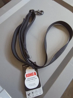 Kong Comfort Traffic Leash 4 feet Black w Handle - Image 1 of 2