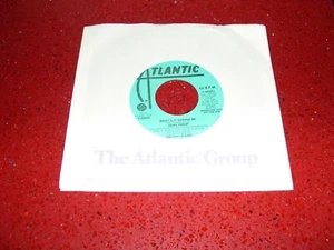 JOHN PHILIP WHAT'S IT GONNA BE 45 SINGLE - Imagen 1 de 2