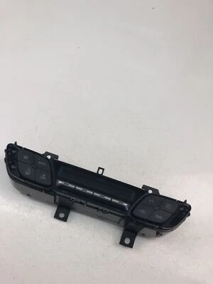 TOYOTA C-HR X1 Climate Control Unit 55900-F4380 2019 25308435 - Image 1 of 4