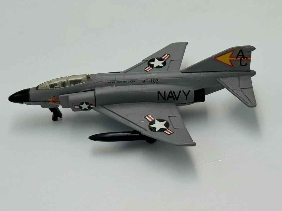 Maisto Edición Especial Fuerza Aérea US.Navy F-4J Phantom II USS Constellation-suelto Foto 1 de 1
