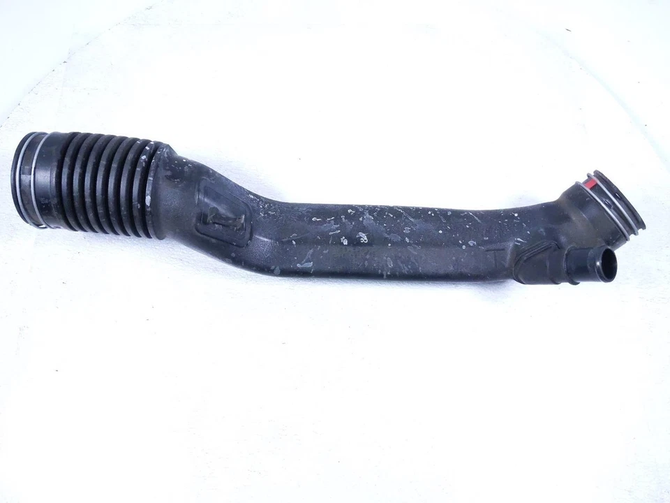 Tubo de entrada para purificador de ar Lexus Is200t 2016-2017 - 2.0L 17880-36170 - Imagem 1 de 4