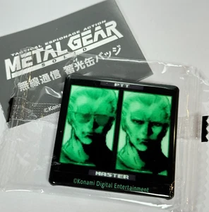 Metal Gear Solid Codec pin badge - Master Miller version (Japan exclusive) - Picture 1 of 6
