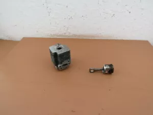 Stihl FS-51AVE Freischneider OEM Zylinder & Kolben M480 - Bild 1 von 12