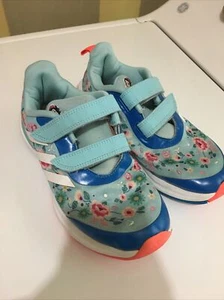 Vintage Adidas Girl Snow White Sneakers Size 5 - Picture 1 of 12