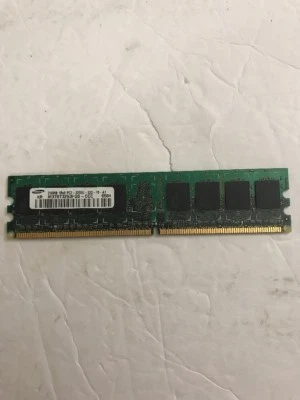 SAMSUNG    M378T3253FG0-CCC 0504     256mb 1Rx8 pc2-3200U-333-10-A1 Ships N 24h - Image 1 of 3