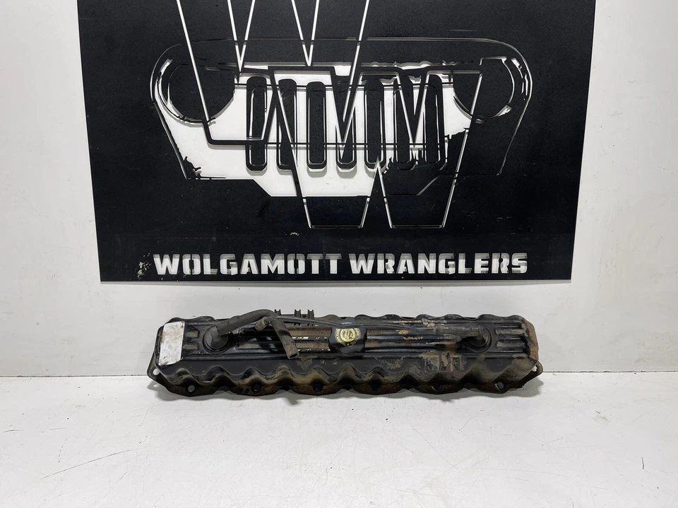 97-06 Jeep Wrangler TJ 4.0 OEM Steel Engine Valve Cover 6 Cylinder CC 49 - Image 1 of 4