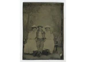 CUTE POSE, LADIES DRESSED ALIKE, TINTYPE STUDIO PORTRAIT 6TH PLATE - Picture 1 of 1