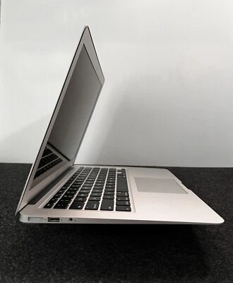 Apple MacBook Air A1466 13.3" Intel I5 CPU 4GB RAM 120 SSD - Image 1 of 4