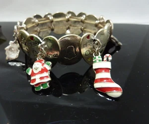 Christmas SILVER TONE vintage stretch bracelet w/dangling charms - Picture 1 of 8