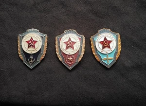 80er Jahre Russisch Sowjetisch Abzeichen Pin für Top Dienst in Marine Armee Luftwaffe UdSSR - Bild 1 von 2