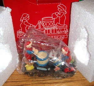JC PENNY NEW  HOMETOWN EXPRESS ( SANTAS WORKSHOP  ) TRAIN FREE SHIPPING - Picture 1 of 1