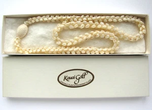 Vint. Niihau Shell Momi Pikake Lei 24" Necklace with COA Original Box and Papers - Foto 1 di 16