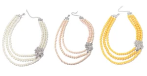 Collar de 3 hebras de perlas con Sim. Dije de diamantes - dorado/blanco/beige - nuevo - Imagen 1 de 5