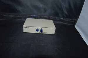 2 Port Button Network Switch - 10M-100M - R6 - Picture 1 of 3