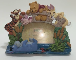 Vintage Winnie The Pooh And Friends Disney Store Picture Frame 3D - Picture 1 of 7