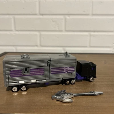 De colección G1 Transformers Stunticons Menasor Motormaster con espada  Foto 1 de 4