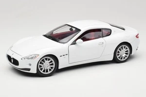 79151 Maserati GranTurismo Coupe White Motormax 1:18 - Foto 1 di 8