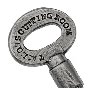 Antique Key TAILORS CUTTING ROOM Iron Mortice Key c.1920's-1940's 3" - ref.k9 - Picture 1 of 5