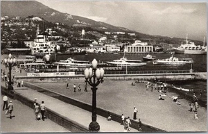 Vintage YALTA Soviet Union Russia USSR Real Photo RPPC Postcard Crimea Ukraine - Imagen 1 de 2