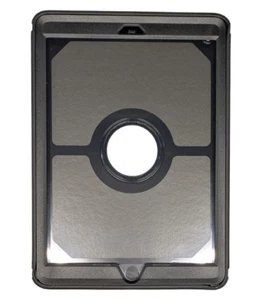 Custodia OtterBox 77-55876 Defender 9,7 pollici Apple iPad 5a o 6a generazione nera - Foto 1 di 4