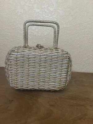 Bolso de Mano Vintage Tejido Dorado Plata Metal Metálico Brillante Forrado en Oro Foto 1 de 4