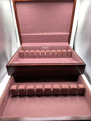 VTG Tarnish Proof Chest Silverware/Flatware Case Rich Burgundy Velvet Felt AN - Image 1 of 4