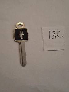 NOS 1978 79 LINCOLN CONTINENTAL MARK V DIAMOND JUBILEE COLLECTOR UNCUT KEY OEM - Picture 1 of 2